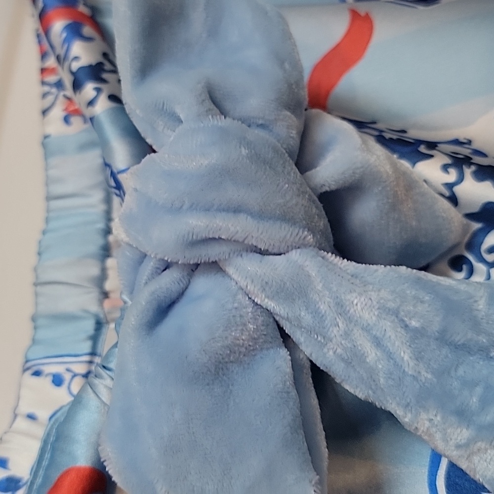 8 Oak Lane | Chic Blue Ginger Jar Print Pajama Set - Picture 9 of 12